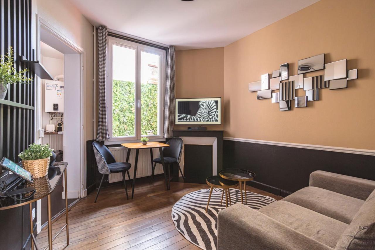 Mm Suites Reims Centre Terasse ภายนอก รูปภาพ