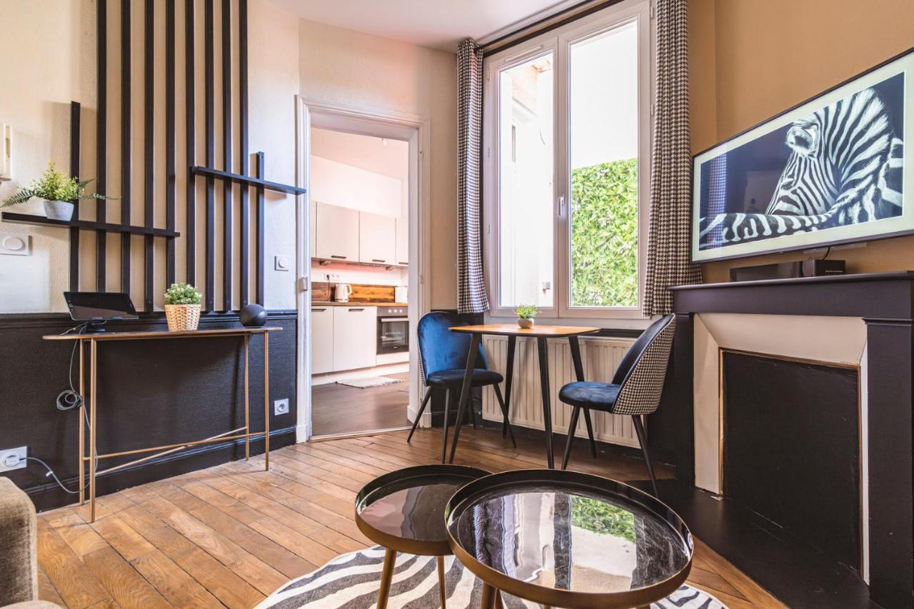 Mm Suites Reims Centre Terasse ภายนอก รูปภาพ